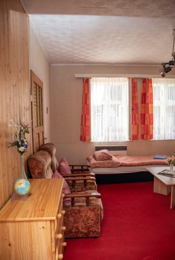Apartmány U Kocoura pod Klínovcem Kovarska Exterior foto