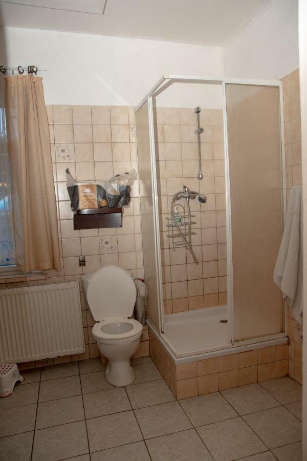 Apartmány U Kocoura pod Klínovcem Kovarska Exterior foto